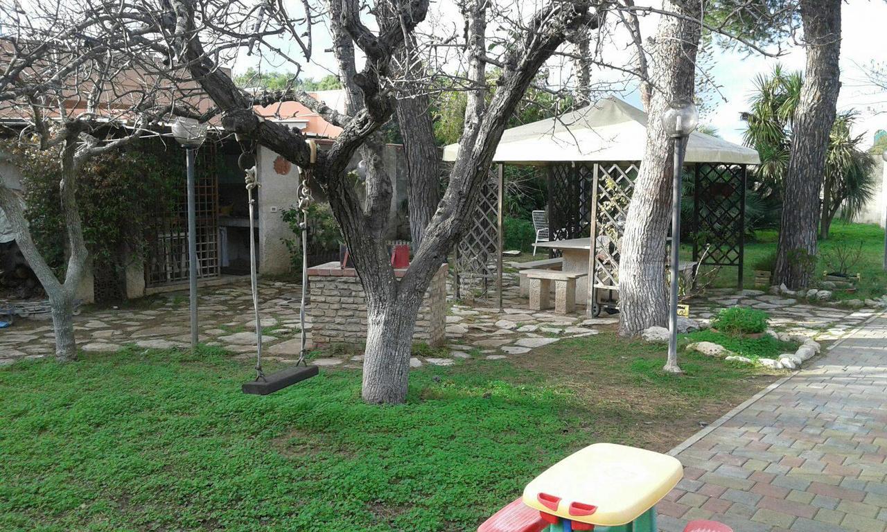 Bed and Breakfast Casina Delle Arti San Cataldo  Exteriér fotografie